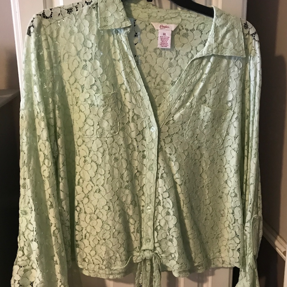 Candies brand mint green top! Super Cute! ⭐️⭐️⭐️